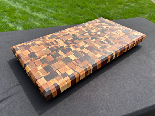 Chaotic Pattern End Grain Cutting Board