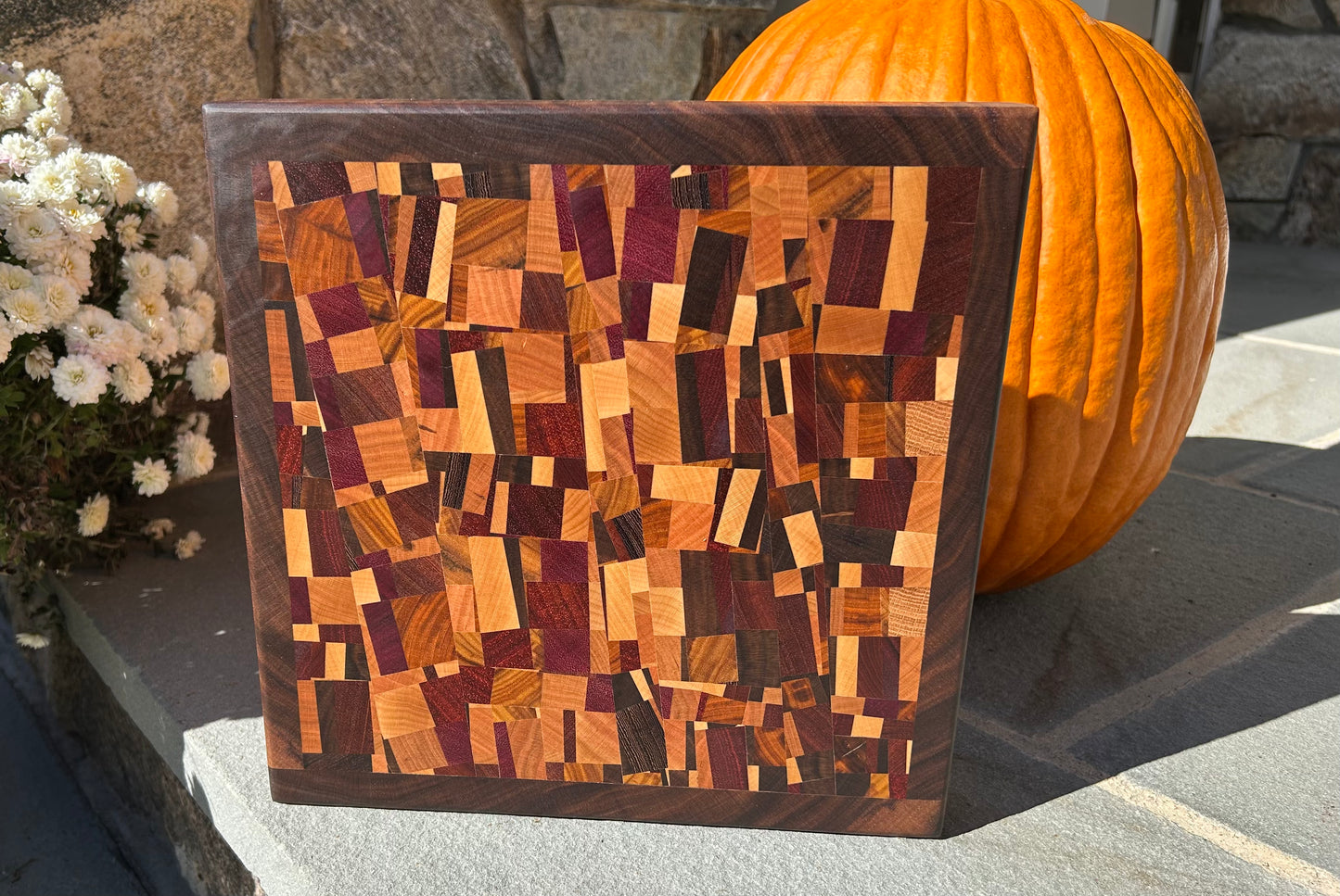 Medium Chaotic Pattern End Grain Board