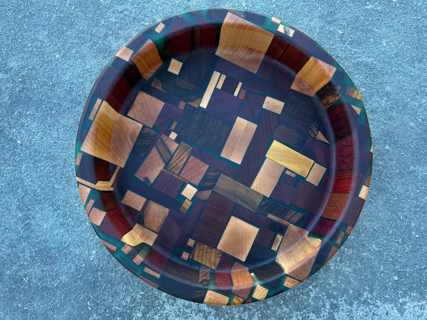 Chaotic Pattern Bowl with Resin